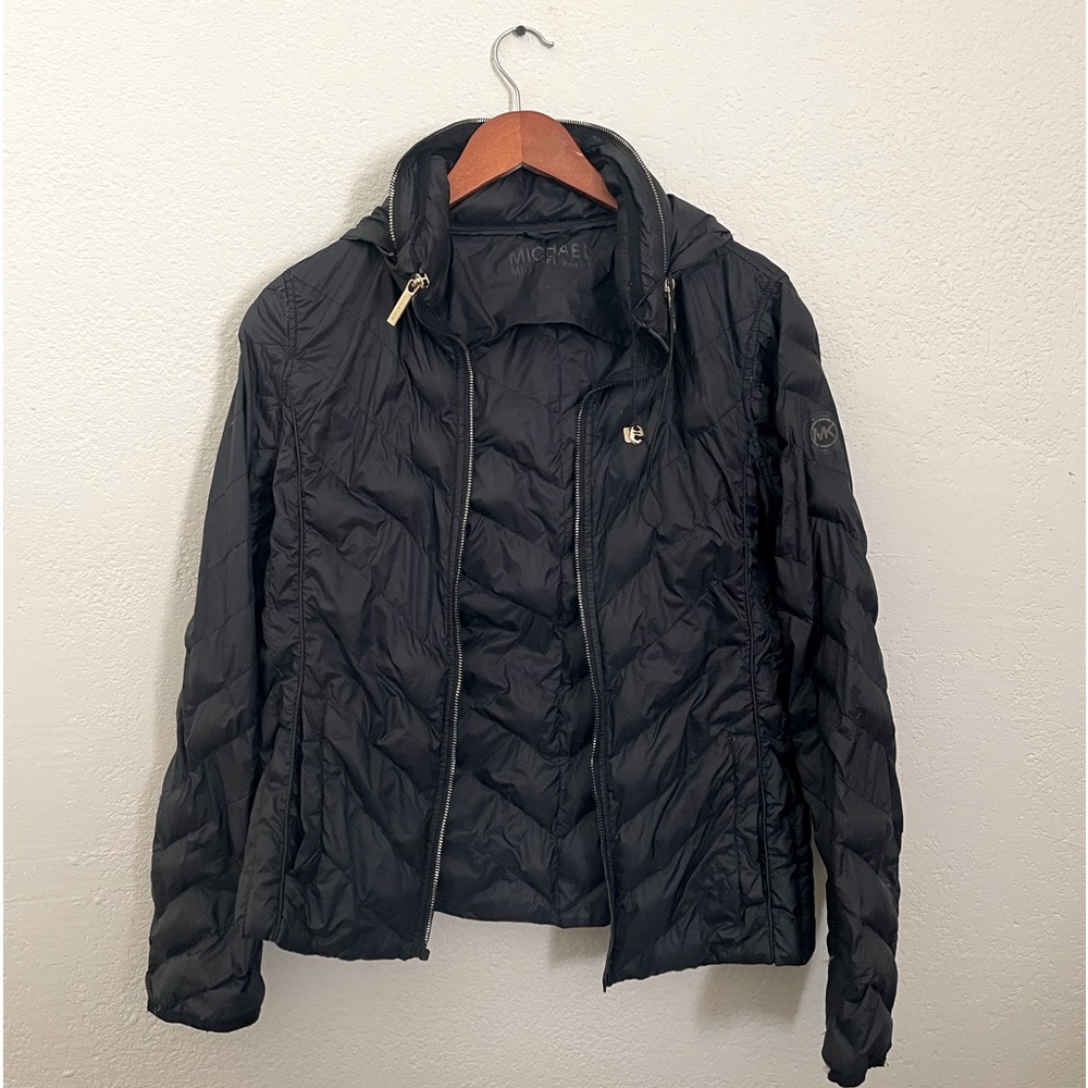 Michael Kors packable down fill lightweight puffer jacket in black size M